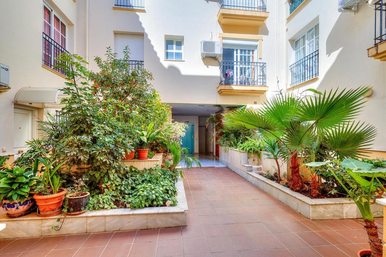 Apartamento A 1 Minuto De La Playa فوينخيرولا المظهر الخارجي الصورة
